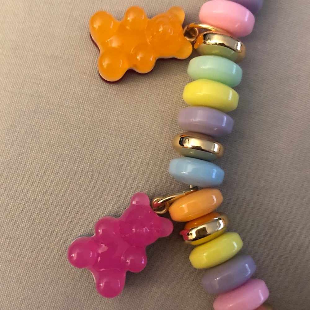 Betsey Johnson Gold Tone & Multi Color Beaded Bracelet Gummy Bear Charms NWT - Picture 11 of 12